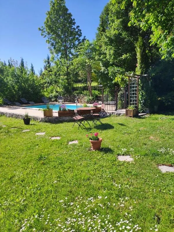 Hotel La Pastorale La Batie-Neuve Bed & Breakfast
